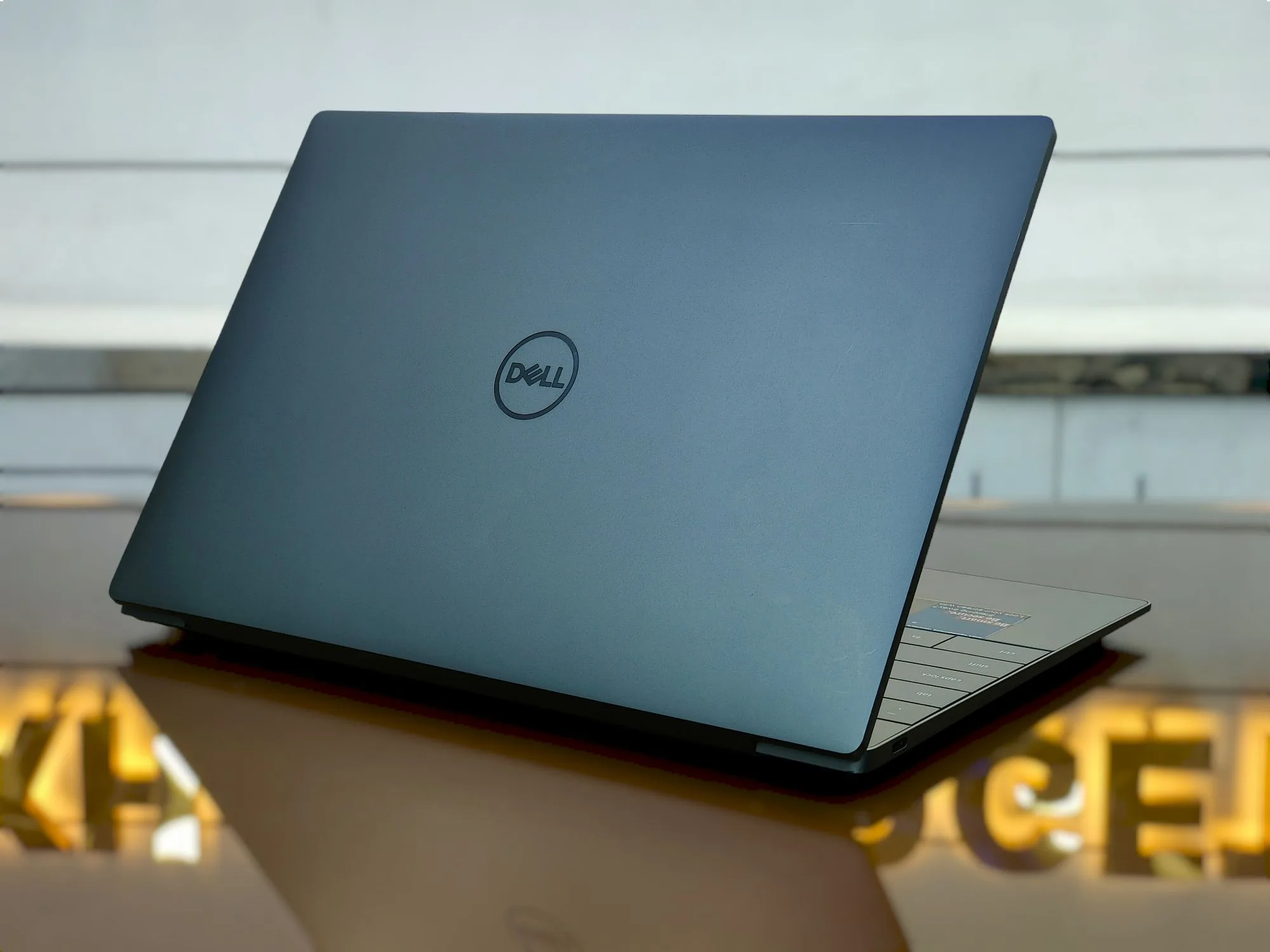 Dell XPS 13 Plus 9320 (Graphite Metal) Core i5-1240P 512GB SSD 16GB RAM 13.4" (1920x1200) Glass Display Laptop